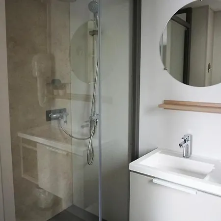 24 Person Family Resort *