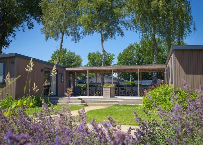 24 Person Family Rezort