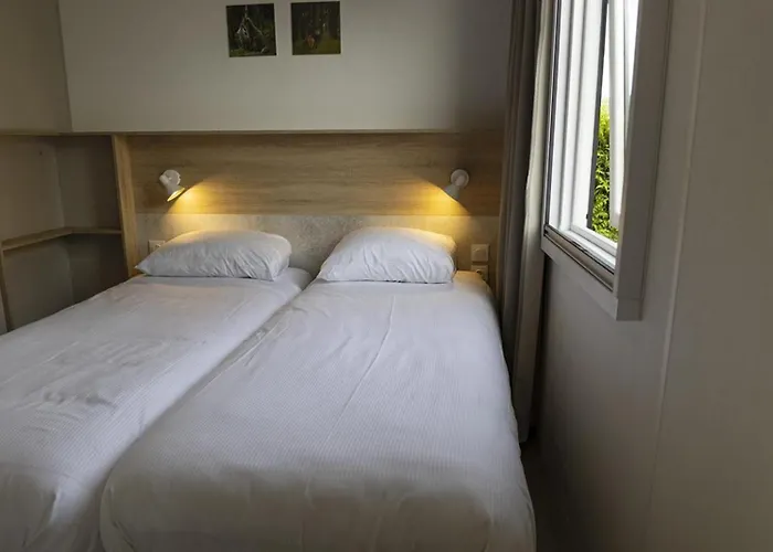 24 Person Family Rezort *