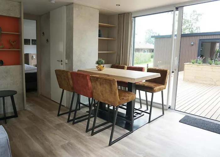 24 Person Family Rezort